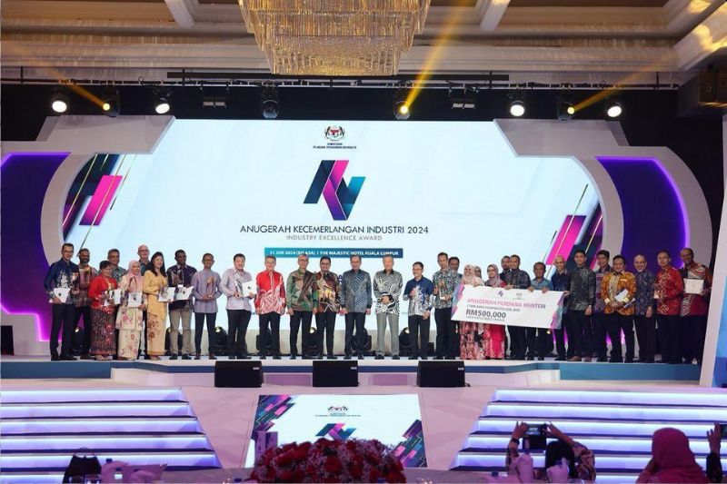KMI Kuala Terengganu Achieves First Victory in Industry Excellence Awards (AKI) 2024