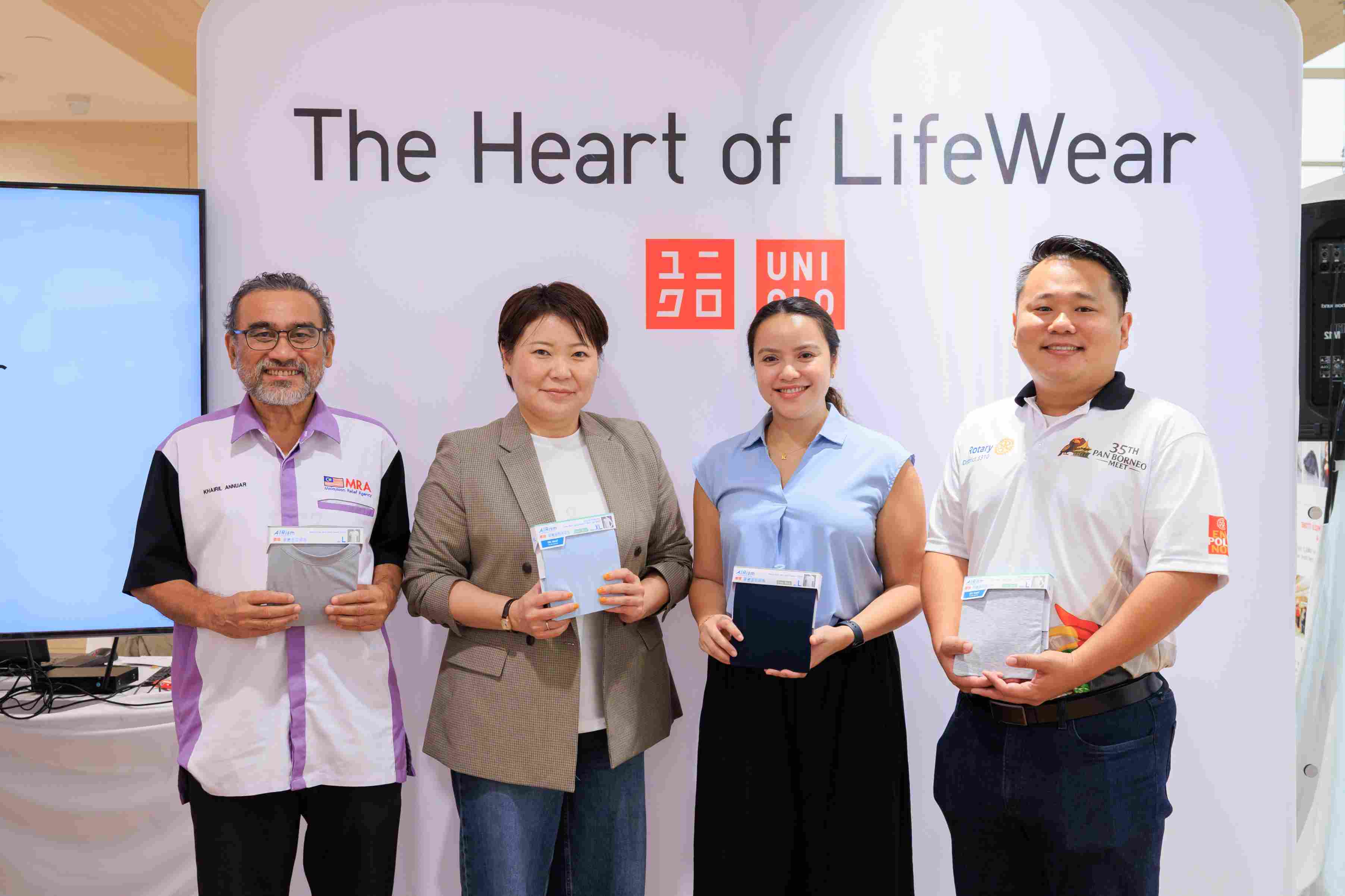UNIQLO’s “The Heart of LifeWear” Initiative Brings Comfort  to Over 26,000 Malaysians in Need