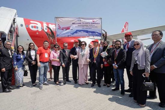 AirAsia celebrates inaugural flight from Bangkok to Kota Kinabalu