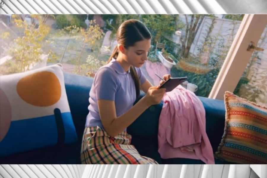 Unfolding the Next Level of Smartphone Experiences with the Galaxy Z Fold3 5G