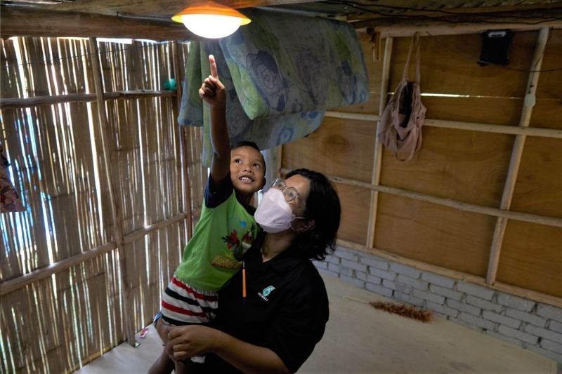 Petronas Brings &quot;Rays of Hope&quot; (Sinar Harapan) Into the Life of Orang Asli and Community-based Centres in Malaysia