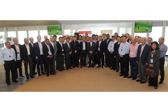 Minister of International Trade And Industry And Cimb Co-Host Networking Lunch For Foreign Multinationals And Chambers of Commerce 