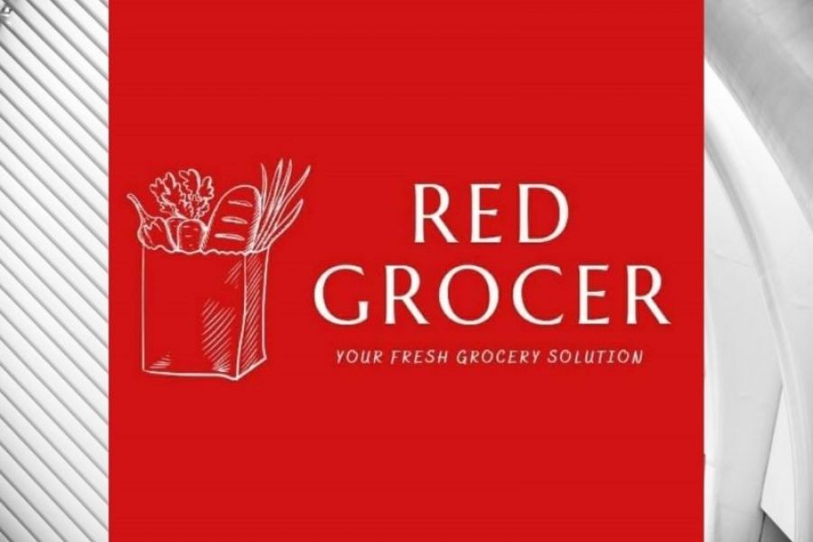 The Ministry of Domestic Trade and Consumer Affairs    Presented 100 Free Chickens At Red Grocer’s Event
