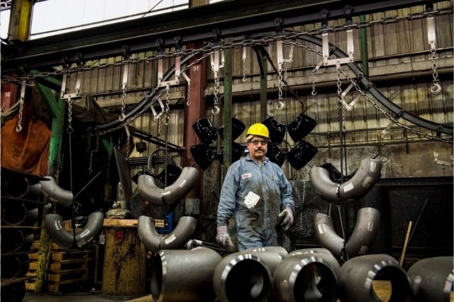 Microsoft Shares New Research on the Frontline Worker Experience