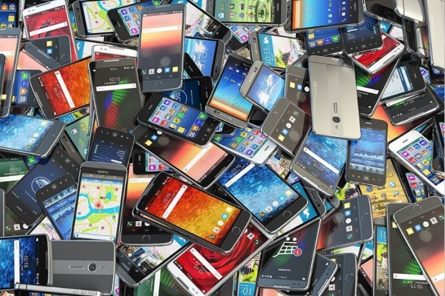 Reebelo Sets its Eye on Solving The Rising 364 kiloton E-waste problem in Malaysia
