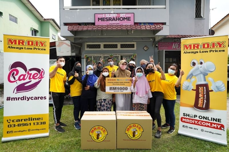 It’s ‘Raya Serba Baharu’ for the underprivileged, with MR D.I.Y.