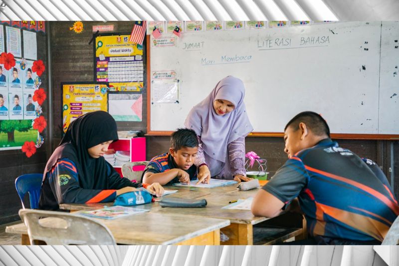 A reading session under Amanie Care Foundation’s Basic Literacy Programme, aimed at improving literacy skills among underserved primary school students in Kelantan and Kedah.