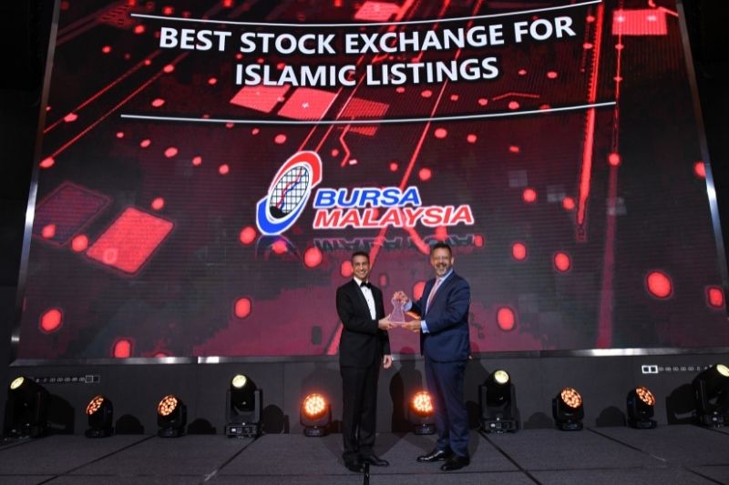 Bursa Malaysia Named ‘best Stock Exchange for  Islamic Listings’ at the Islamic Finance News Awards 2022