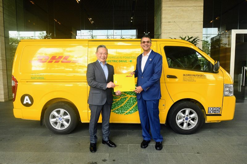 DHL Express and CIMB join forces to reduce CO₂e through sustainable  aviation fuel