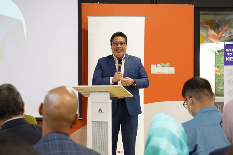                               Razi Pahlavi Abdul Aziz, Chairman of Xanderia Services Sdn Bhd