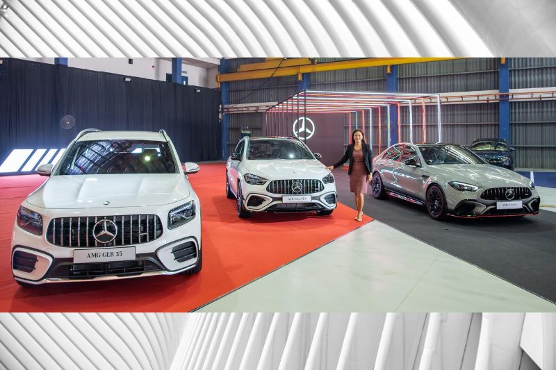 For one weekend only: Experience the largest, unprecedented showcase at the Mercedes-Benz World!