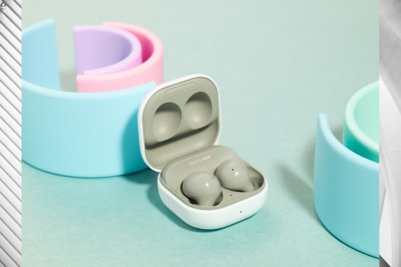 Brighten Your Long ‘Balik Kampung’ Trip with Galaxy Buds2