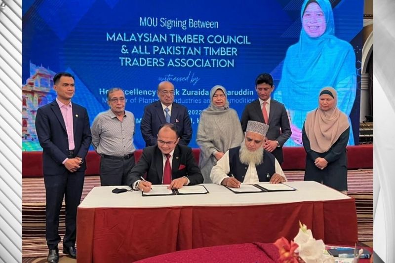 MTC signs MoU with All Pakistan  Timber Traders Association to  increase timber exports