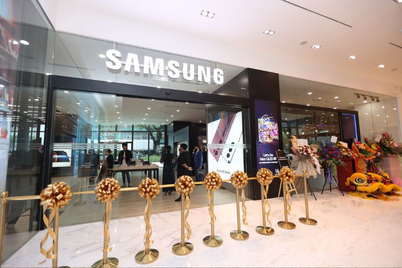 Samsung Malaysia Electronics Partners Up with Senheng for the First-Ever Premium Experience Store in Southeast Asia