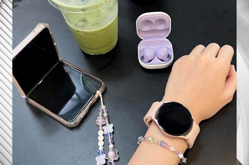 Serving Angles, Serving #Flex - Clutching the Freedom to Create